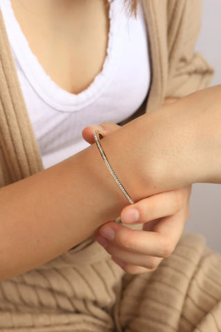 1.50 Carat Round Shaped Moissanite Bangle Bracelet For Women