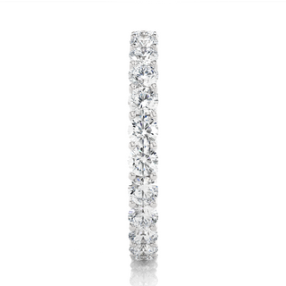 Round Stone filigree Pattern Moissanite Ring white gold